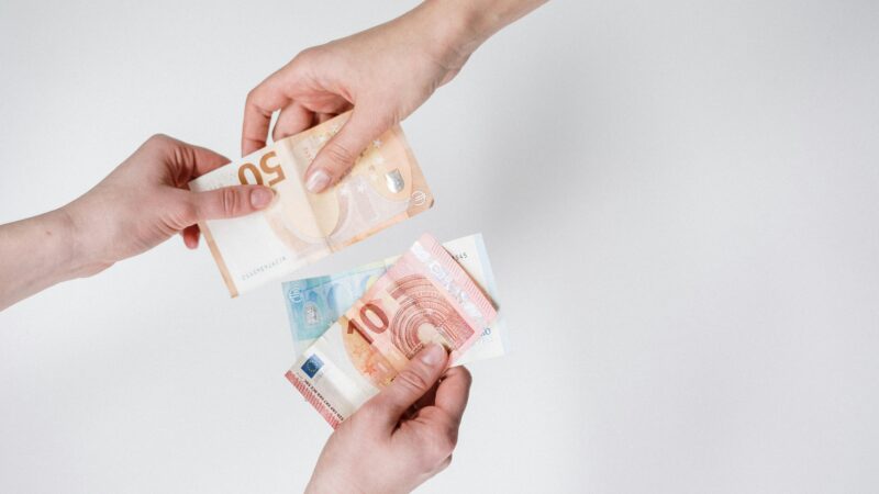 Tagi kölcsön érthetően: mikor jó megoldás, és mire figyelj?